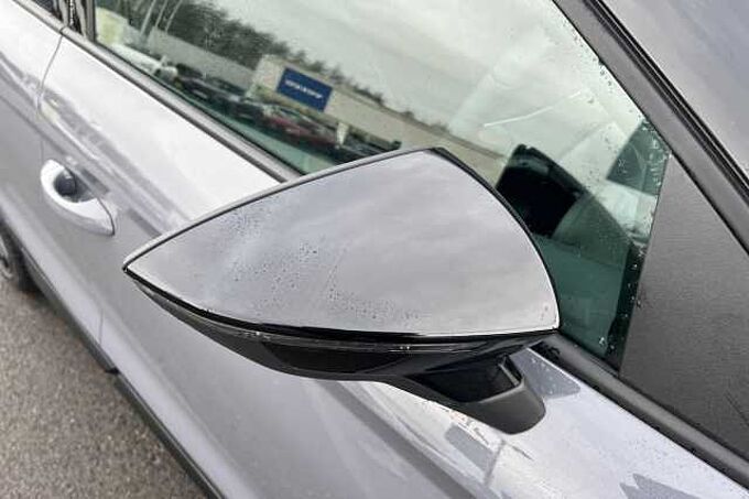 SEAT Arona 1.0 TSI 115 FR Black Edition 5dr