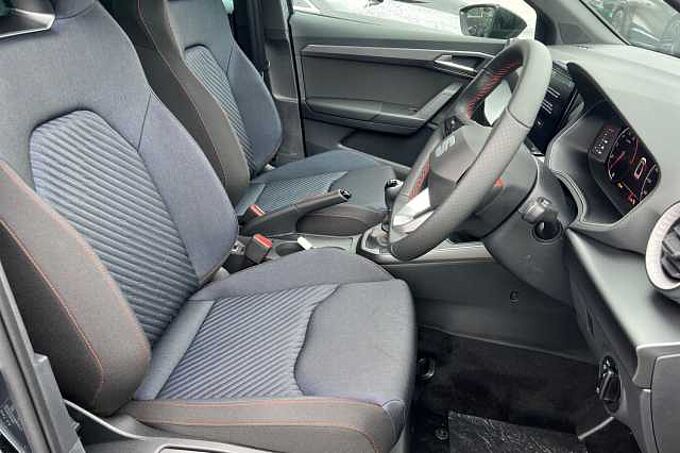 SEAT Arona 1.0 TSI 115 FR Black Edition 5dr